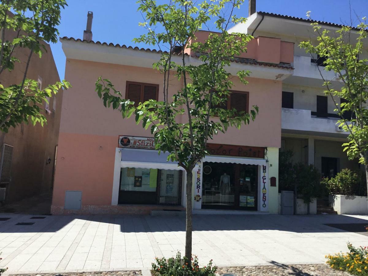 Al centro del paese Santa Teresa Gallura Exterior foto